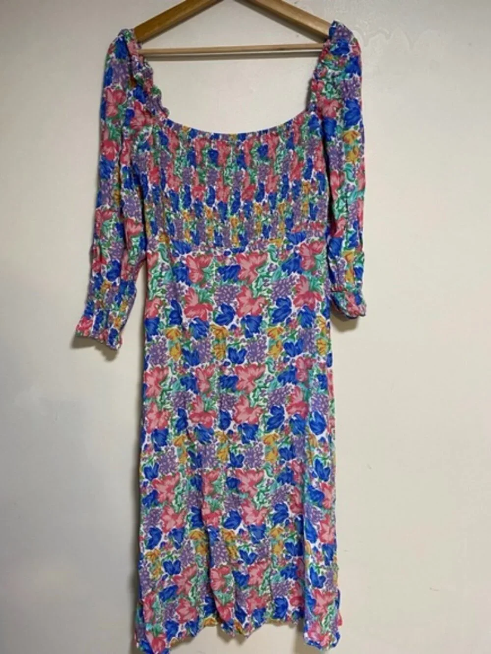 Faithfull The Brand Floral Smocked Midi Dress – Size M (US 6 / AUS 10)